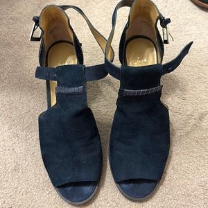 Jack Roger Navy Heels